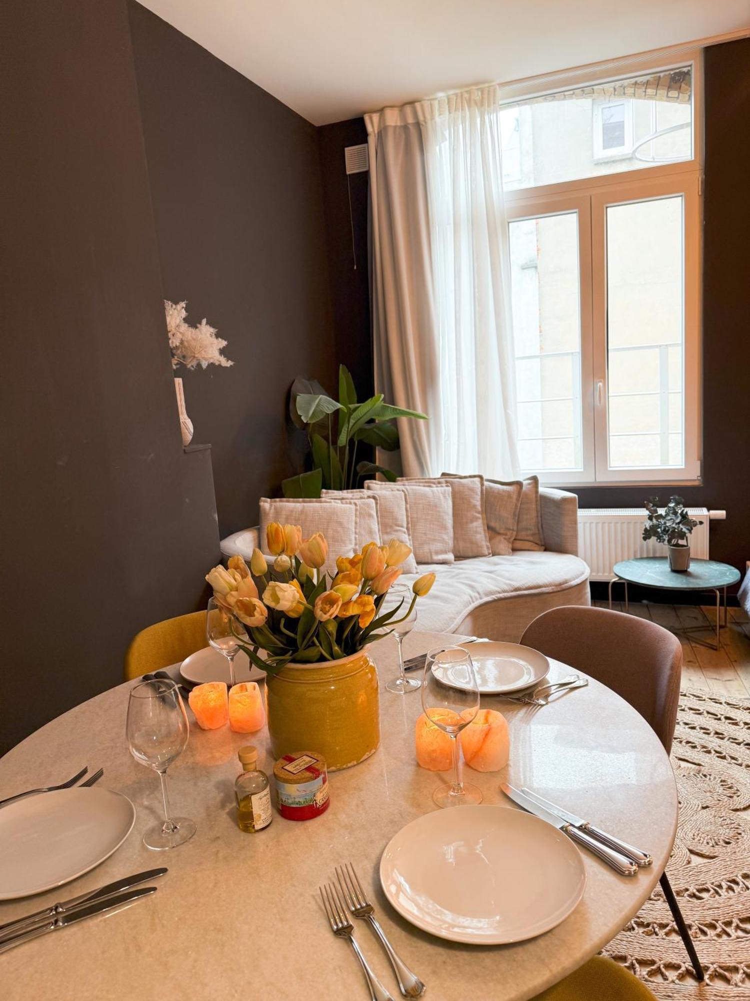 San Home's Antwerp